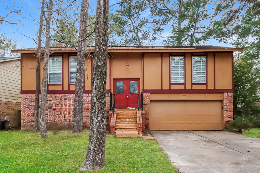 2910 Valley Rose Dr Kingwood, TX 77339